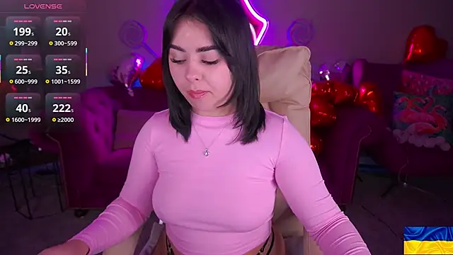 SusieWood online show from 12, 2, 2026