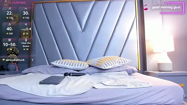 BrendaAdams  online show from 2, 11, 2025