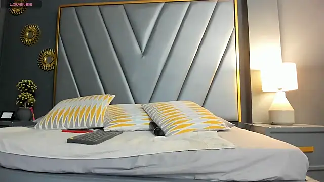 BrendaAdams  online show from 27, 10, 2025