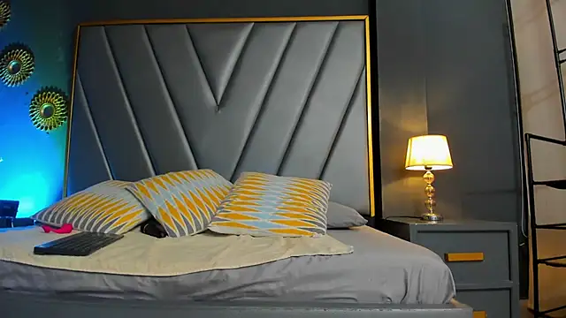 BrendaAdams  online show from 21, 3, 2025