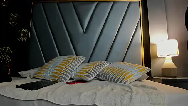 BrendaAdams  online show from 22, 10, 2025