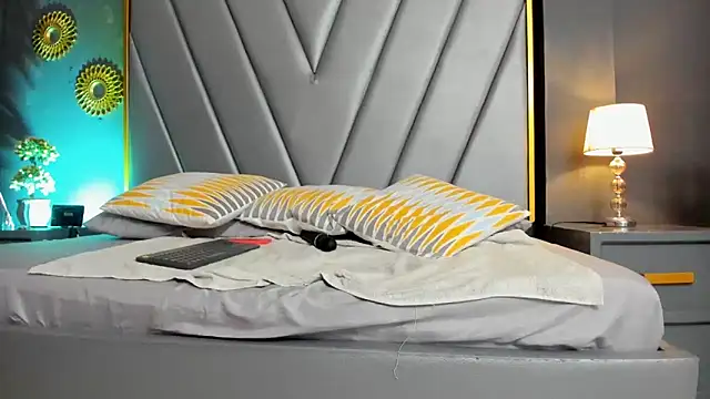 BrendaAdams  online show from 19, 3, 2025