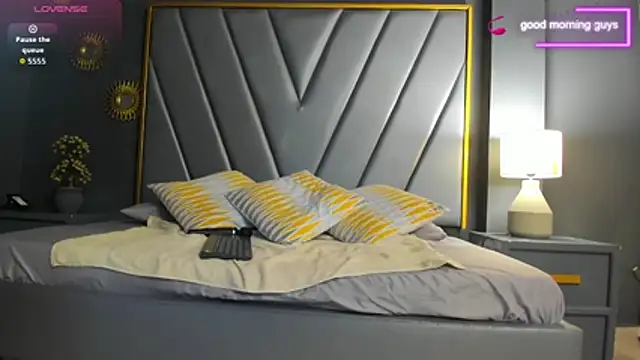 BrendaAdams  online show from 16, 11, 2025