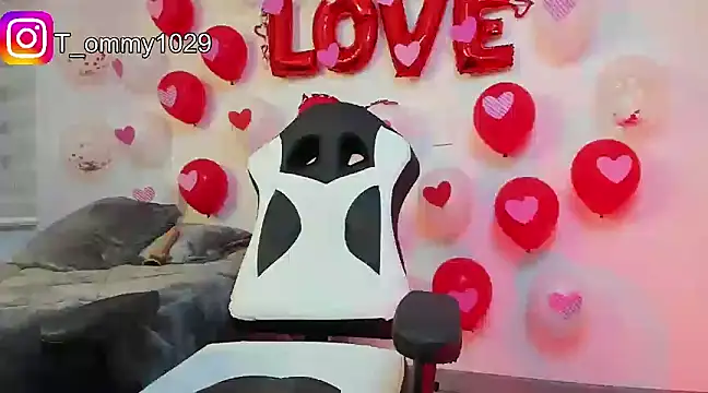 Snapshot of Tommy_Jos chatting on 13, 2, 2025 Tommy Jos online show from 13, 2, 2025