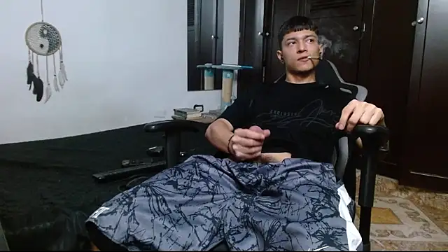 aaron blug online show from 3, 2, 2025