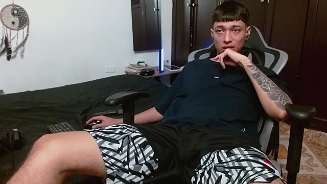 aaron blug online show from 28, 9, 2025