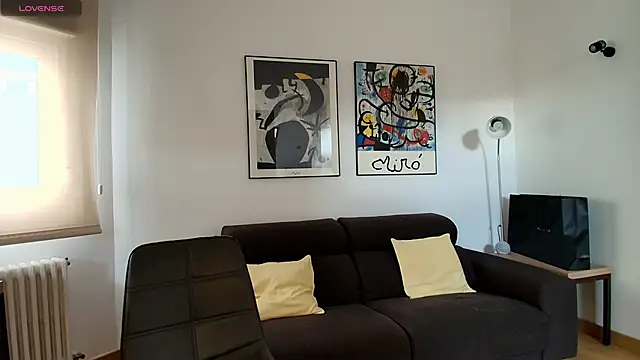 Arya 33 online show from 28, 10, 2025