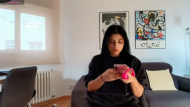 Arya 33 online show from 27, 10, 2025