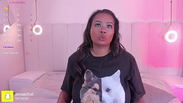  huge boobs ebony online show from 1, 10, 2025