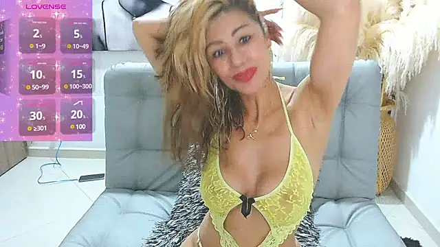 Isabelhot1 online show from 22, 3, 2025