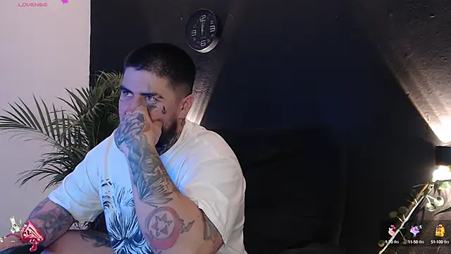 Ash gusbig online show from 22, 2, 2025