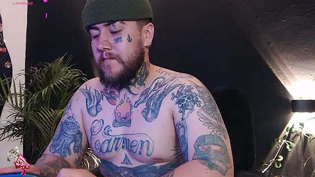 Ash gusbig online show from 23, 3, 2025