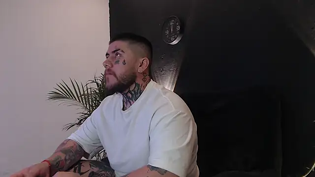 Ash gusbig online show from 16, 3, 2025