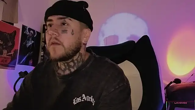 Ash gusbig online show from 26, 11, 2025