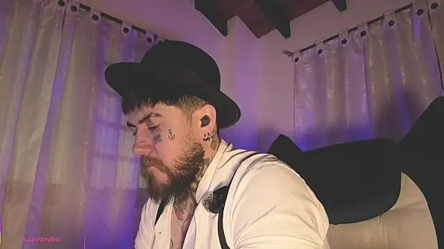 Ash gusbig online show from 8, 4, 2026