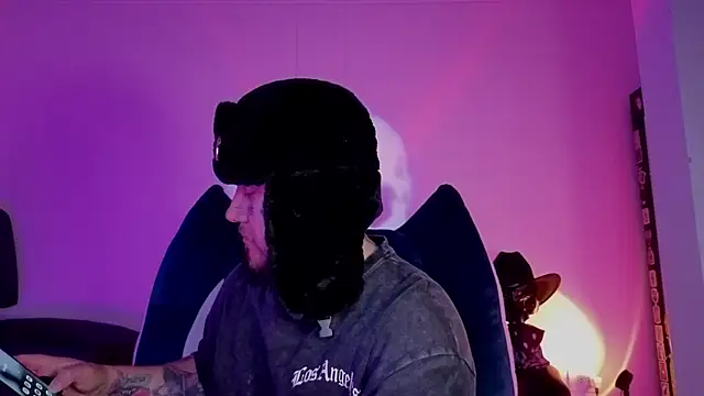 Ash gusbig online show from 11, 11, 2025