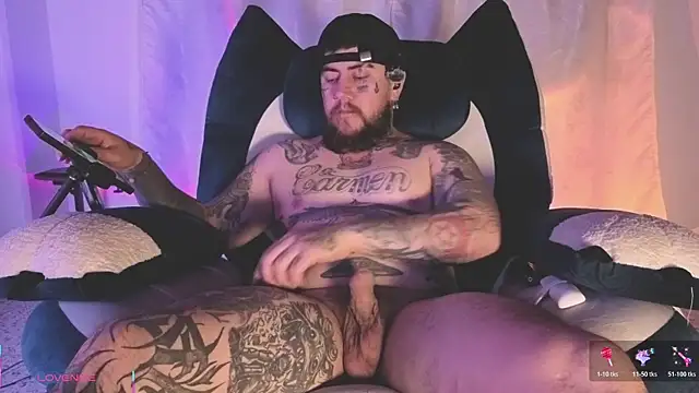 Ash gusbig online show from 22, 4, 2026