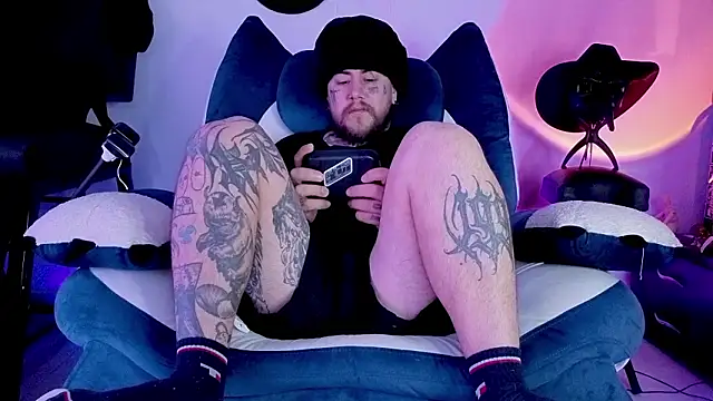 Ash gusbig online show from 24, 2, 2026