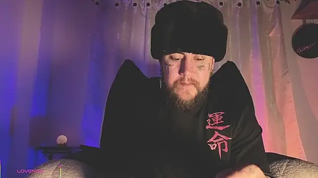 Ash gusbig online show from 7, 4, 2026