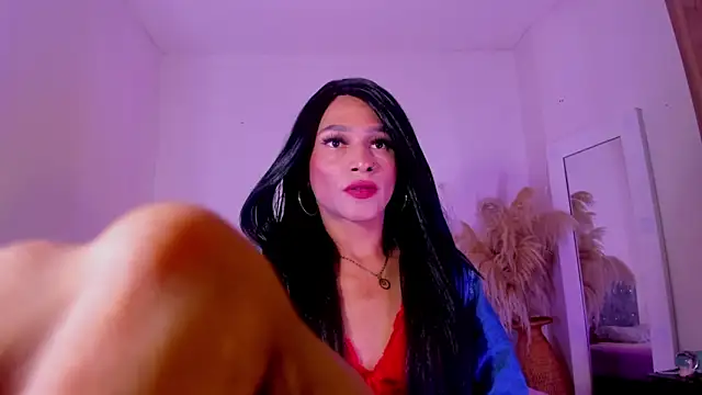 carolinemiller7 online show from 17, 10, 2025