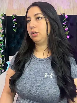 Snapshot of AshleeyPrincess chatting on 29, 11, 2025 AshleeyPrincess online show from 29, 11, 2025