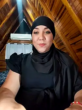 Snapshot of AmbarBurhan chatting on 25, 2, 2026 AmbarBurhan online show from 25, 2, 2026