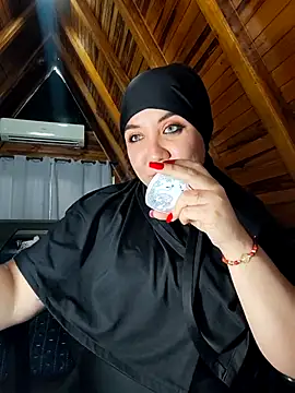 Snapshot of AmbarBurhan chatting on 24, 2, 2026 AmbarBurhan online show from 24, 2, 2026