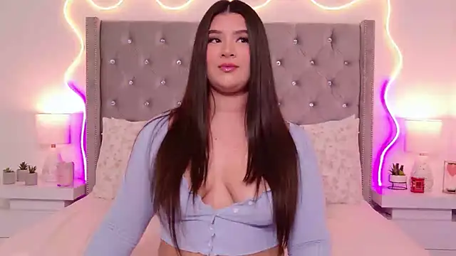 JuliaSUMMERS2022 online show from 10, 2, 2026