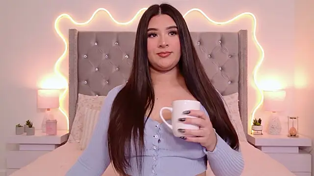 JuliaSUMMERS2022 online show from 21, 10, 2025