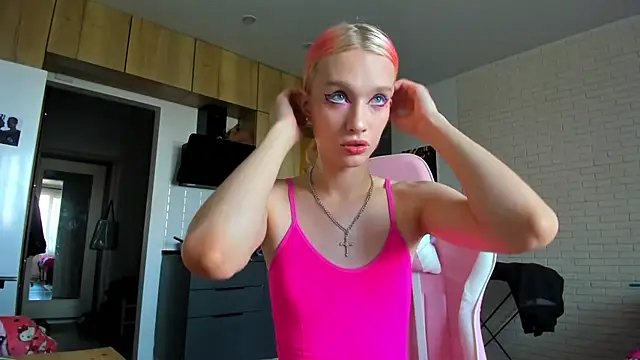 Snapshot of _Alice_Kitty chatting on 1, 7, 2026 Alice Kitty online show from 1, 7, 2026