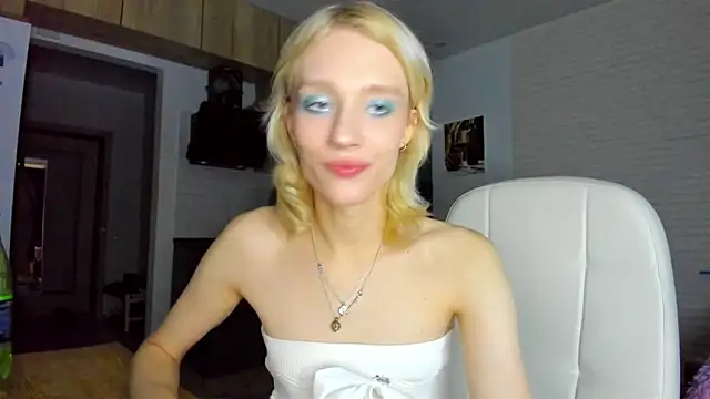  Alice Kitty online show from 19, 12, 2025