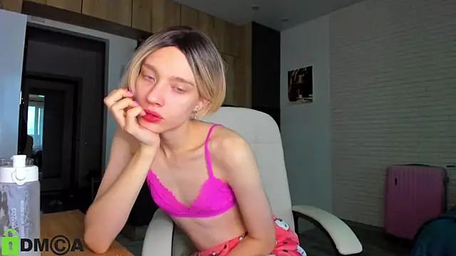  Alice Kitty online show from 15, 10, 2025