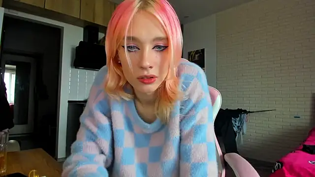 Snapshot of _Alice_Kitty chatting on 18, 6, 2026 Alice Kitty online show from 18, 6, 2026