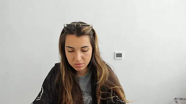 Summmmersky online show from 1, 11, 2025