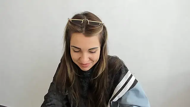 Summmmersky online show from 8, 3, 2025