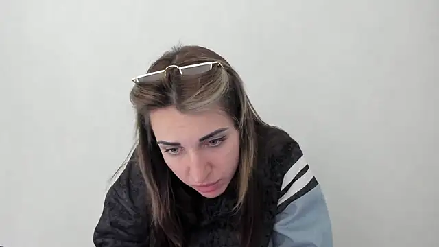 Summmmersky online show from 8, 3, 2025