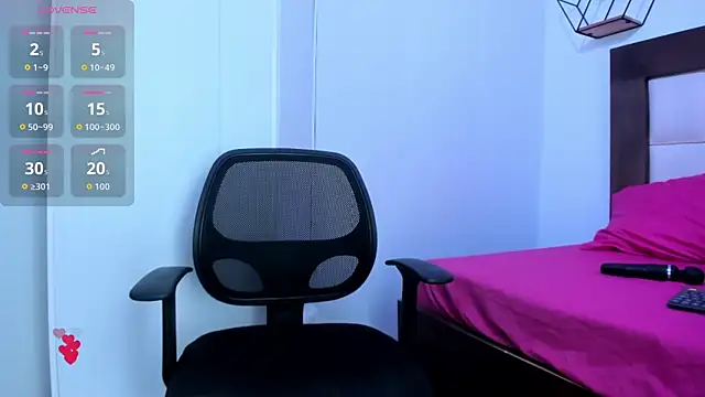 Abbyadams online show from 1, 10, 2025