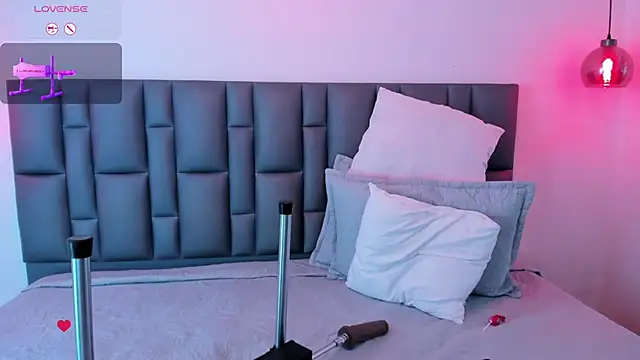 Abbyadams online show from 9, 11, 2025