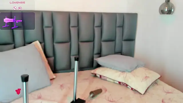 Abbyadams online show from 20, 11, 2025