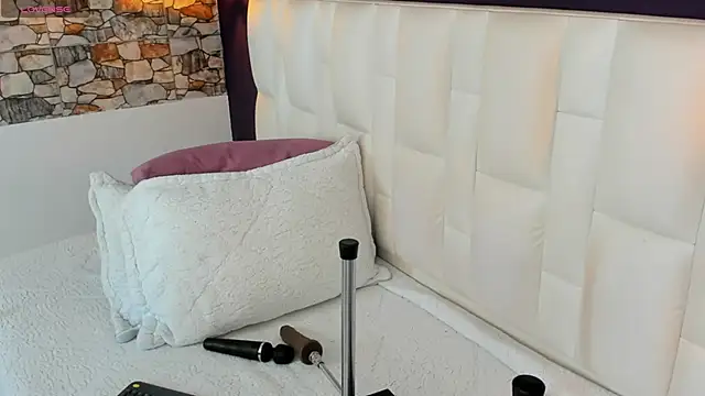 Snapshot of Abbyadams chatting on 24, 11, 2025 Abbyadams online show from 24, 11, 2025