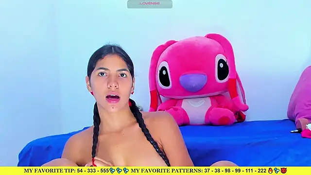 AriannaLewiis online show from 7, 6, 2026