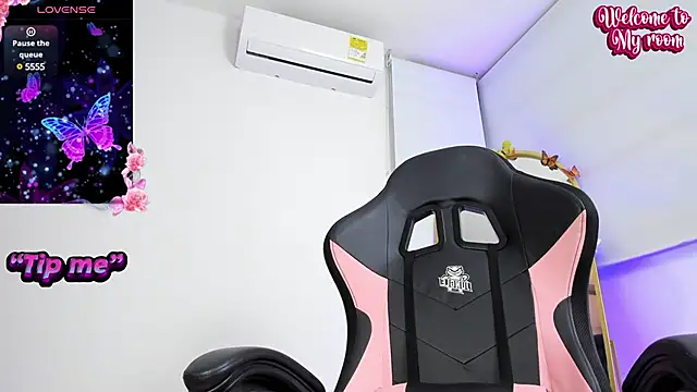 SheilaSmiith online show from 1, 3, 2025