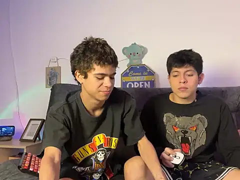 MyLatinHotBoys online show from 18, 1, 2025