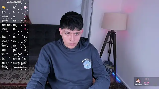 MyLatinHotBoys online show from 18, 12, 2024