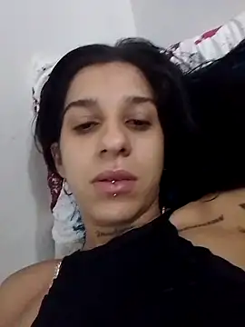 Snapshot of baby_liz01 chatting on 12, 10, 2025 baby liz01 online show from 12, 10, 2025