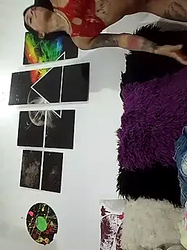 Snapshot of baby_liz01 chatting on 5, 10, 2025 baby liz01 online show from 5, 10, 2025