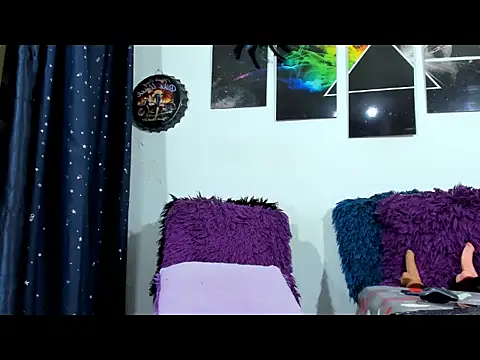 Snapshot of baby_liz01 chatting on 2, 11, 2025 baby liz01 online show from 2, 11, 2025