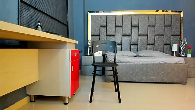 Matureyulyet online show from 11, 11, 2025