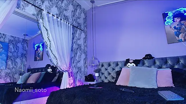 Naomii Soto online show from 23, 9, 2025