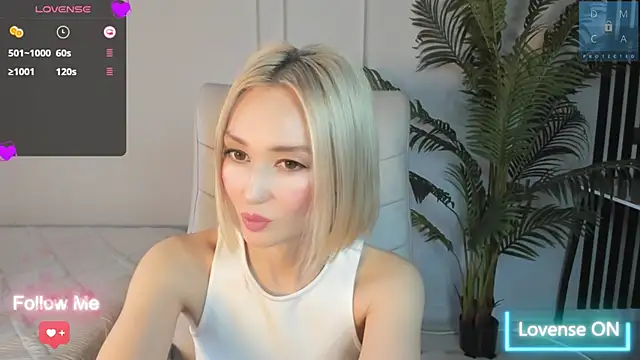 Snapshot of AmiiWong chatting on 18, 1, 2025 AmiiWong online show from 18, 1, 2025